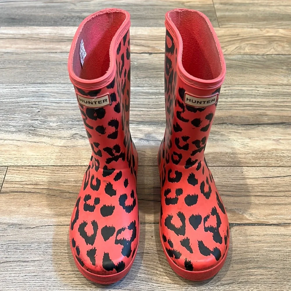 Leopard Print Hunters - Picture 1 of 10